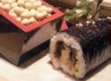 はせ川名物の 七福巻(極太巻)